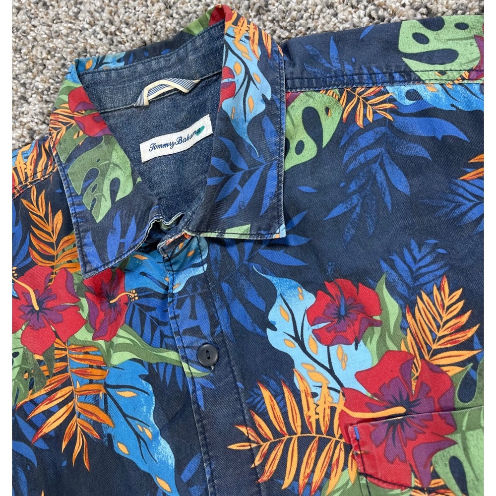 Tommy Bahama Men's XL Tropical Floral Monstera Leaf Short Sleeve Button Up Shirt